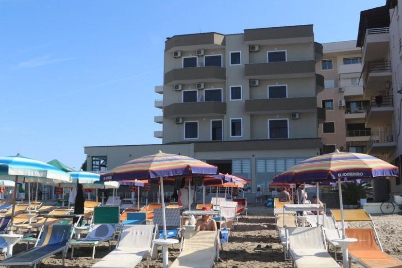 Hotel Tirona Durrës Exterior foto